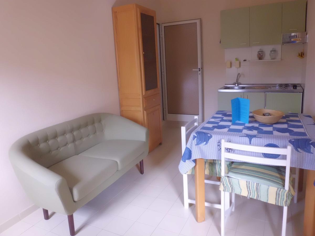 Appartamenti Teulada Di Laura Phòng bức ảnh